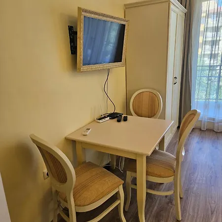 Anna On The Sunny * Sunny Beach