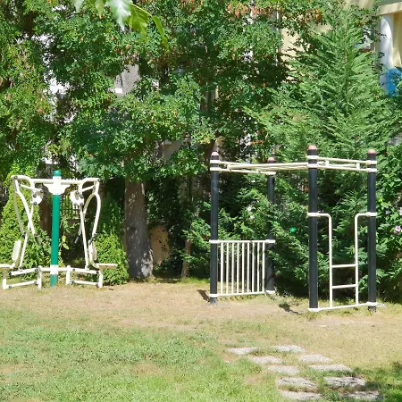 Anna On The Sunny Sunny Beach